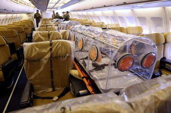 El avión donde fue trasladado el sacerdote