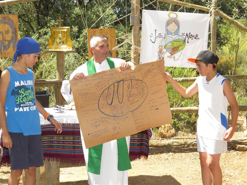 El lema: \"A Jesucristo por María\"