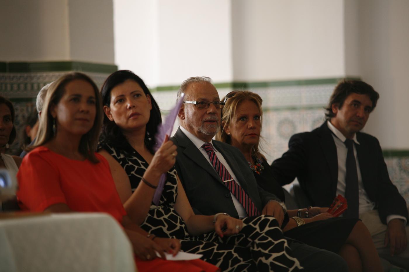 Los asistentes atienden en la Casa Diocesana