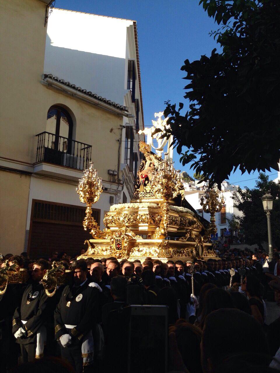 Las Angustias de Vélez es coronada canónicamente