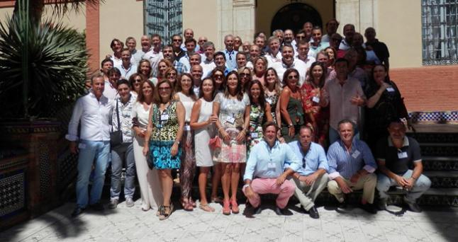 Exalumnos del Palo celebran los treinta años de su promoción