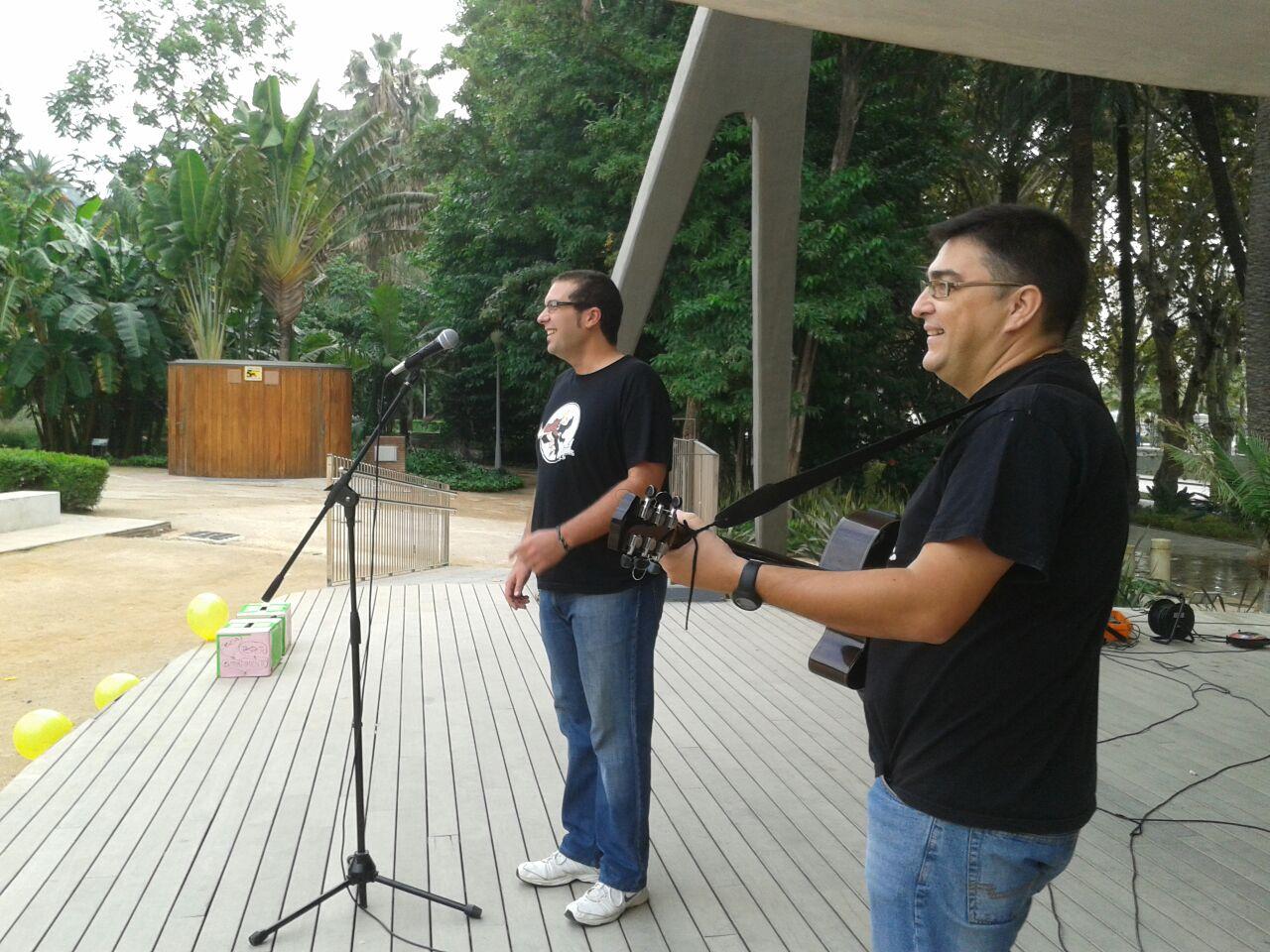 Alumnos de la Fundación Victoria toman el centro