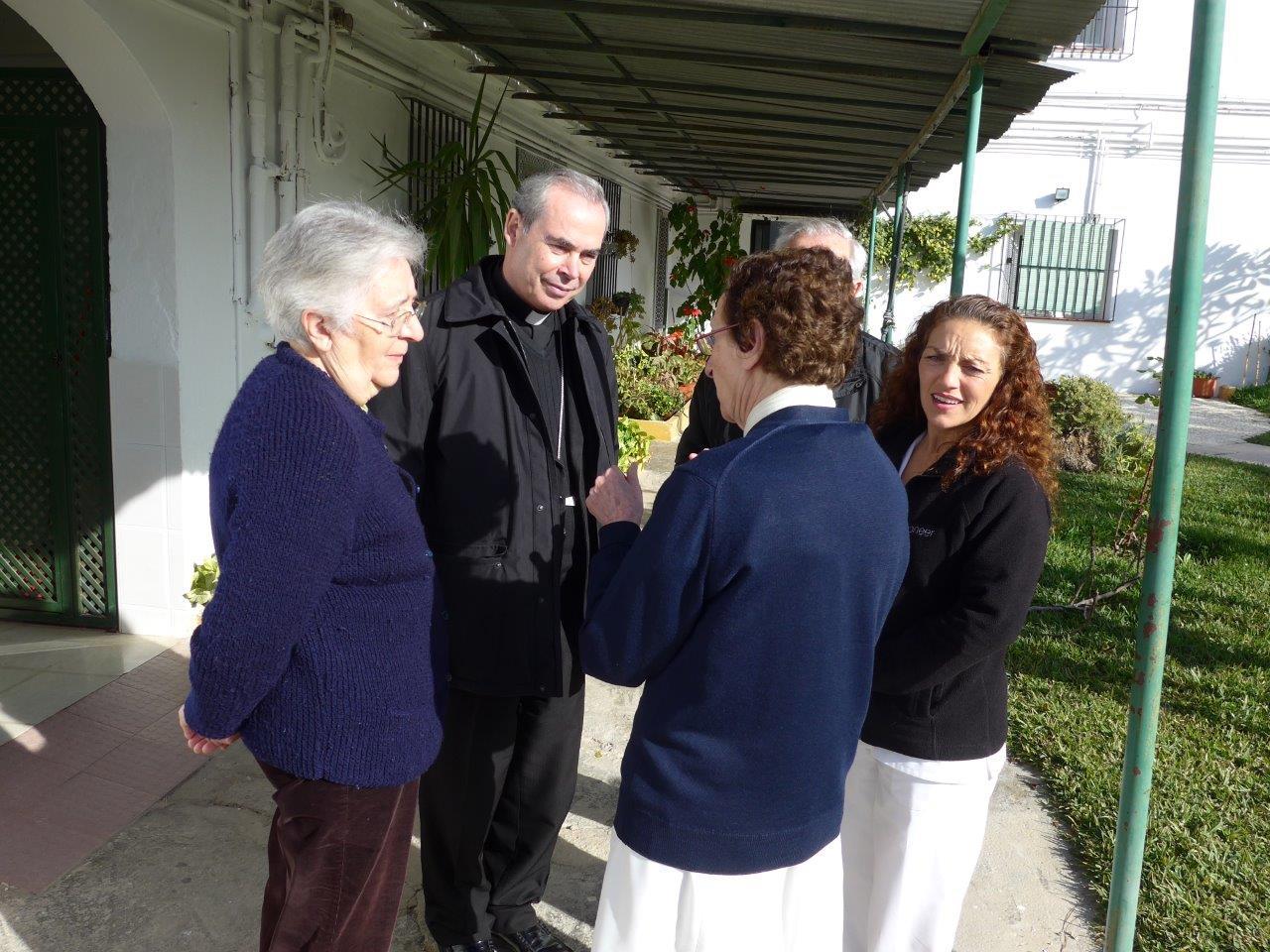 Visita del Sr. Obispo a la Casa de Acogida Colichet