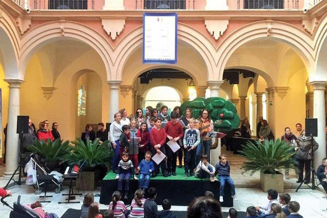 La familia cristiana, buena noticia para la sociedad malagueña