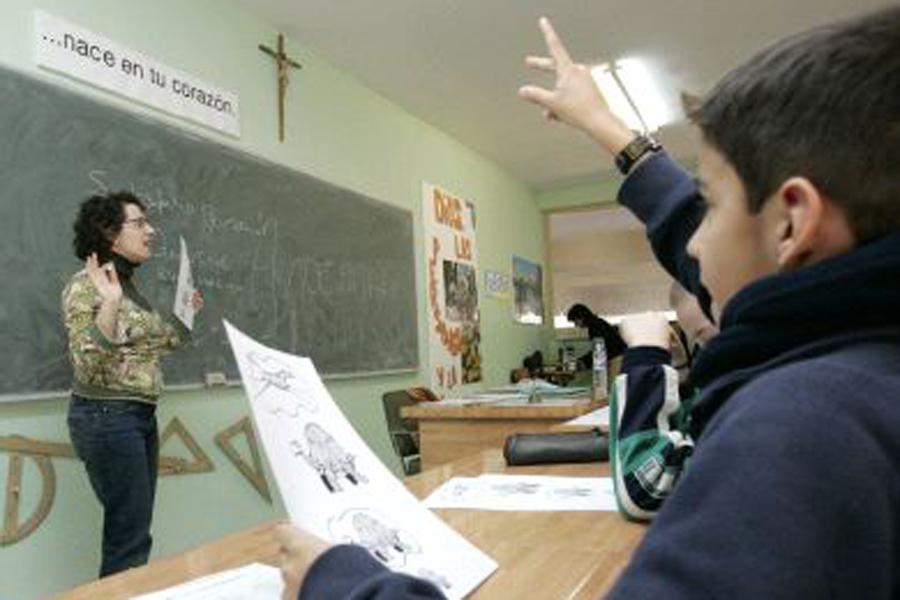 Padres y docentes de Melilla reclaman profesores de Religión para sus hijos