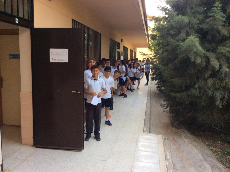 Visita de Jorge Rando al colegio Cardenal Herrera Oria