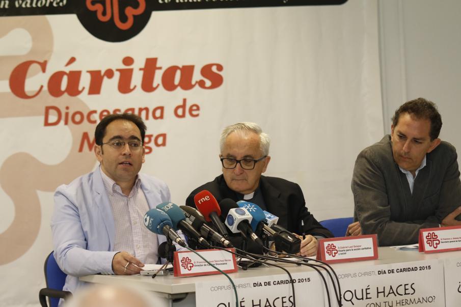 Rueda de prensa de la presentación de la memoria de Cáritas Diocesana de Málaga 2015