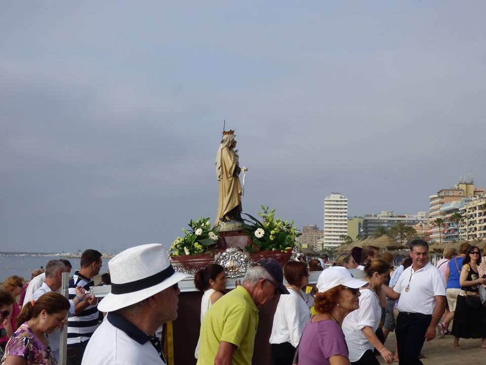 Los Boliches concluye las fiestas del Carmen con una convivencia