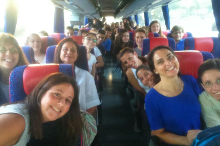 Jóvenes malagueños camino de Ávila