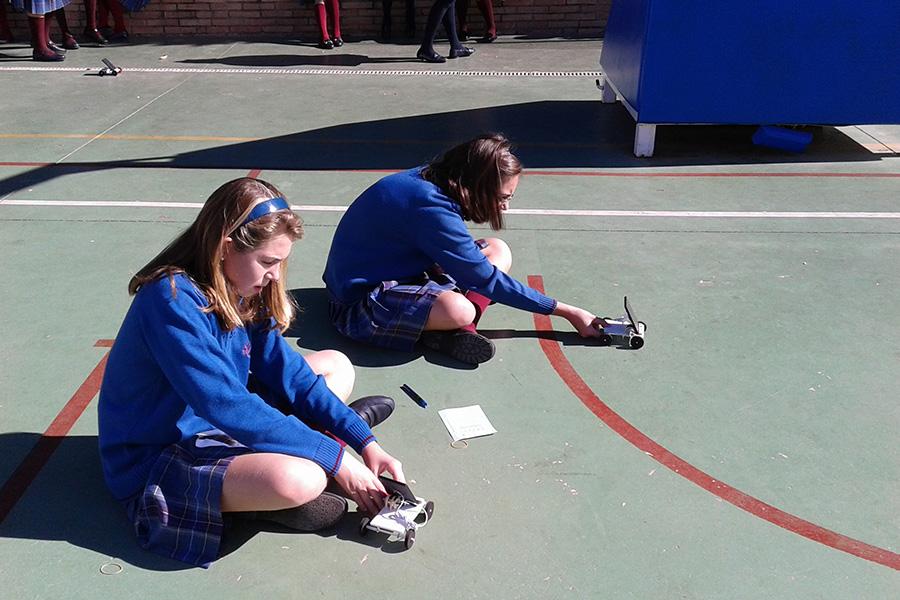 Alumnos del colegio Sagrada Familia "El Monte"