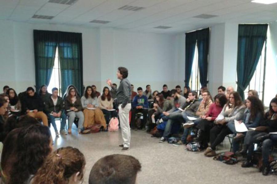 El delegado de Juventud de Huelva visita Málaga