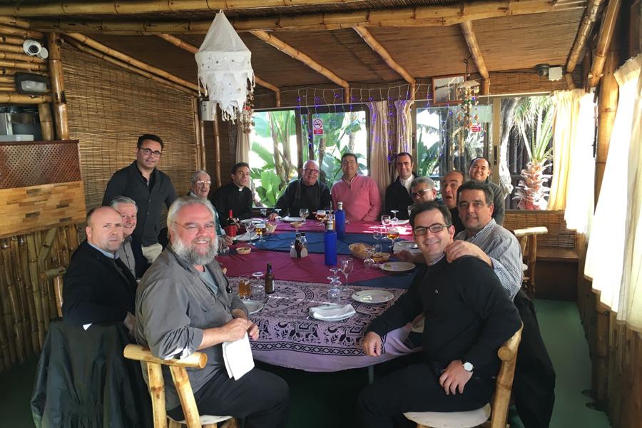 Los sacerdotes de Marbella-Estepona comparten la Navidad