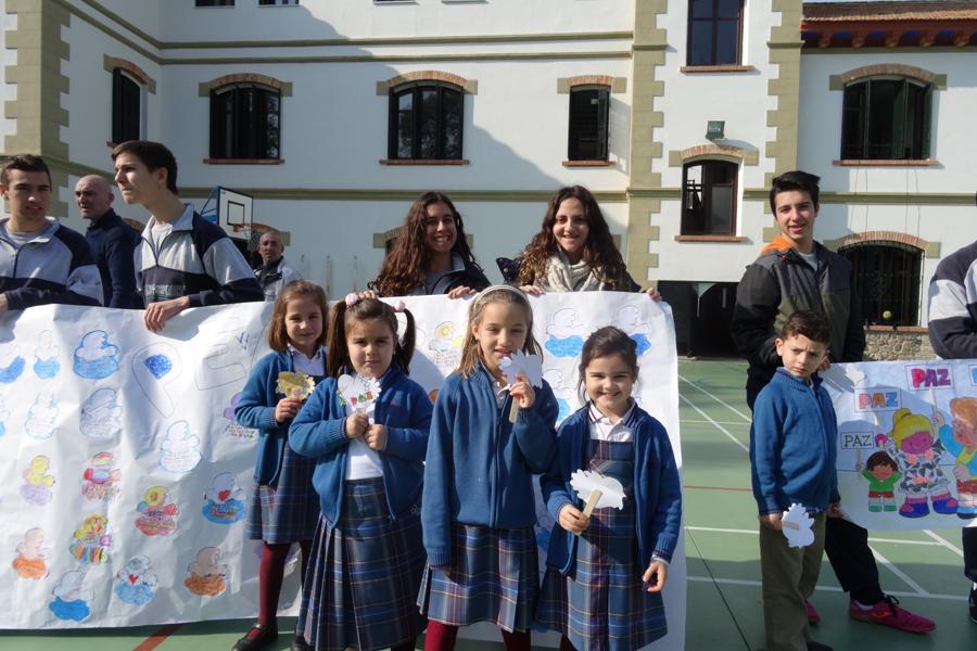 Celebración del Día de la Paz y la No Violencia en el Colegio Sagrada Familia "El Monte"
