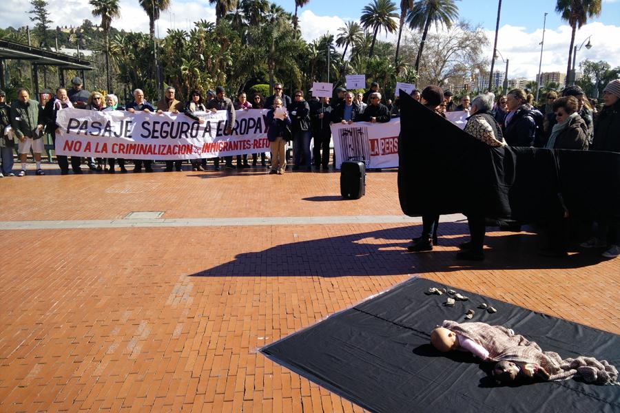 No a la criminalización de inmigrantes y refugiados