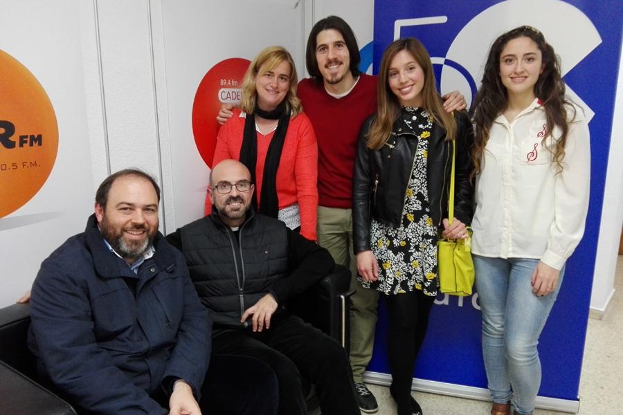 «La Semana Santa hay que vivirla en la calle y en los templos»