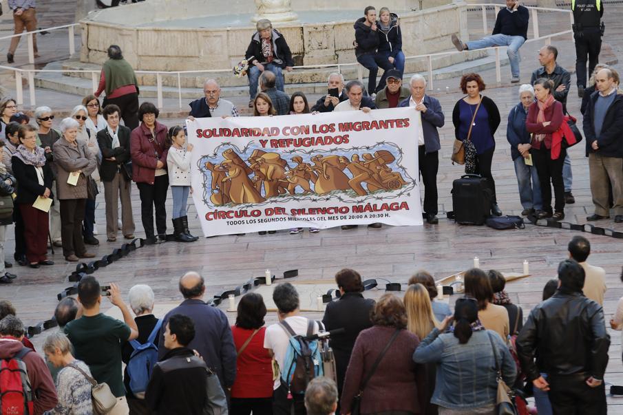Círculo del Silencio en Málaga, el 16 de abril de 2016/S. FENOSA