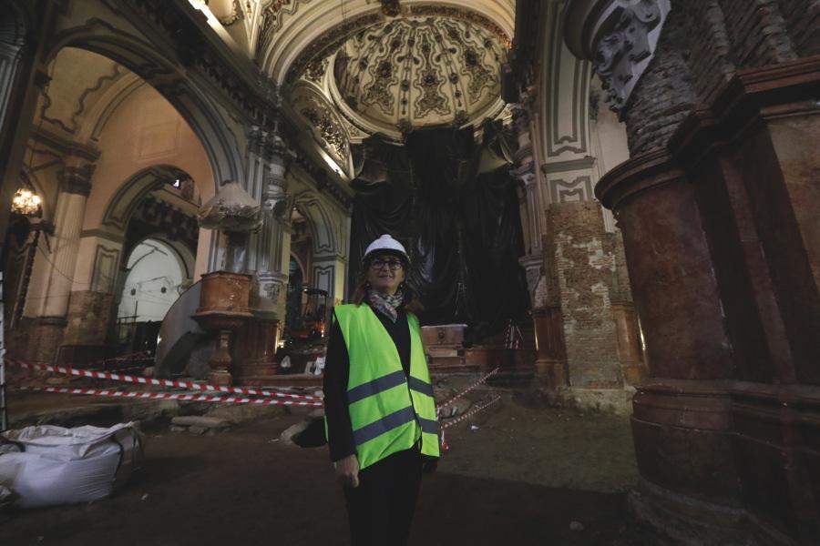 Ana Arancibia: «Trabajar en la iglesia de Santiago es como viajar en el tiempo»