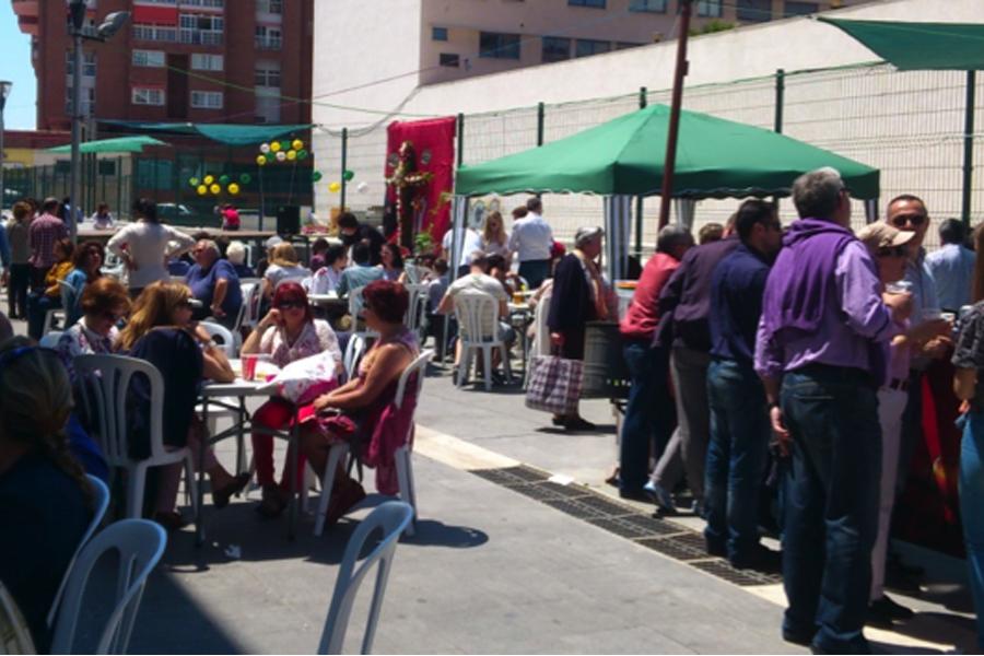 Cruz de Mayo Misionera en el Perchel