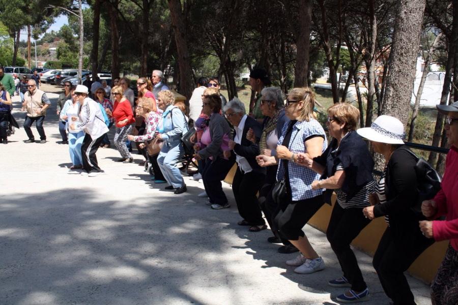 Participantes en la convivencia de El Salvador en Trayamar