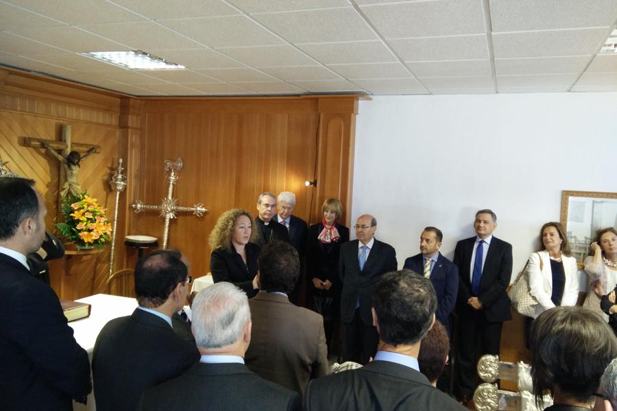 La visita al colegio de Alhaurín de la Torre ha comenzado por la capilla de la virgen de Fatima, el Romeral