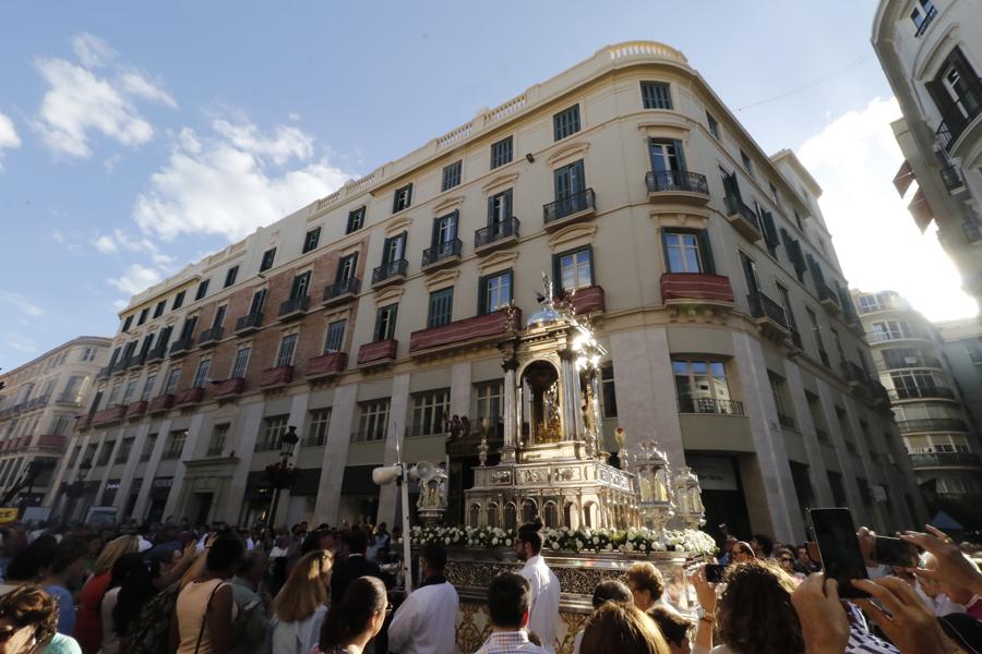 «En la procesión, se reconoce a Cristo en medio de la gente»