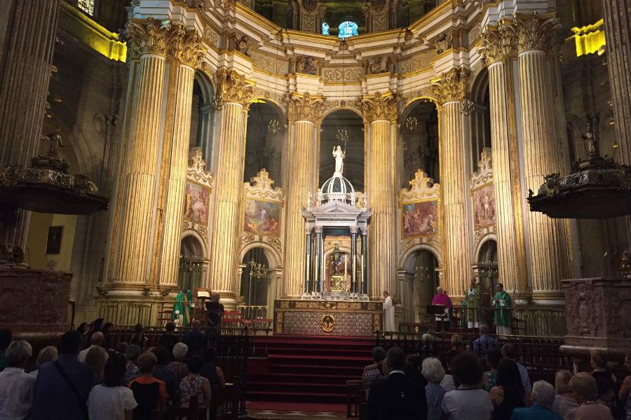 Momento de la celebración en la Catedral