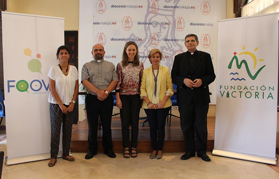 De izda a derecha: María Jesús Floriano, Agustín Carrasco, Lola Rando, Cristina Harras y José Sánchez.