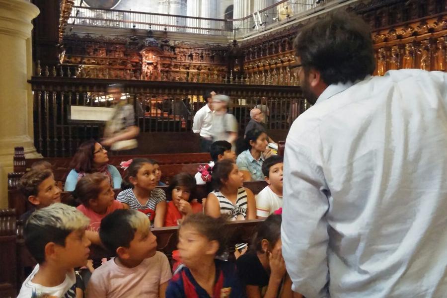 Visita de los Alumnos del Colegio María de la O, de Asperones, a la Catedral
