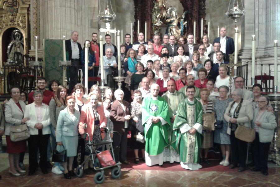 La parroquia de San Cristóbal de Ronda peregrina a la Colegiata de Santa María, con motivo del Año de la Misericordia