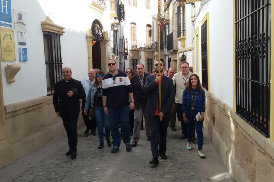 La parroquia de San Cristóbal de Ronda peregrina a la Colegiata de Santa María, con motivo del Año de la Misericordia