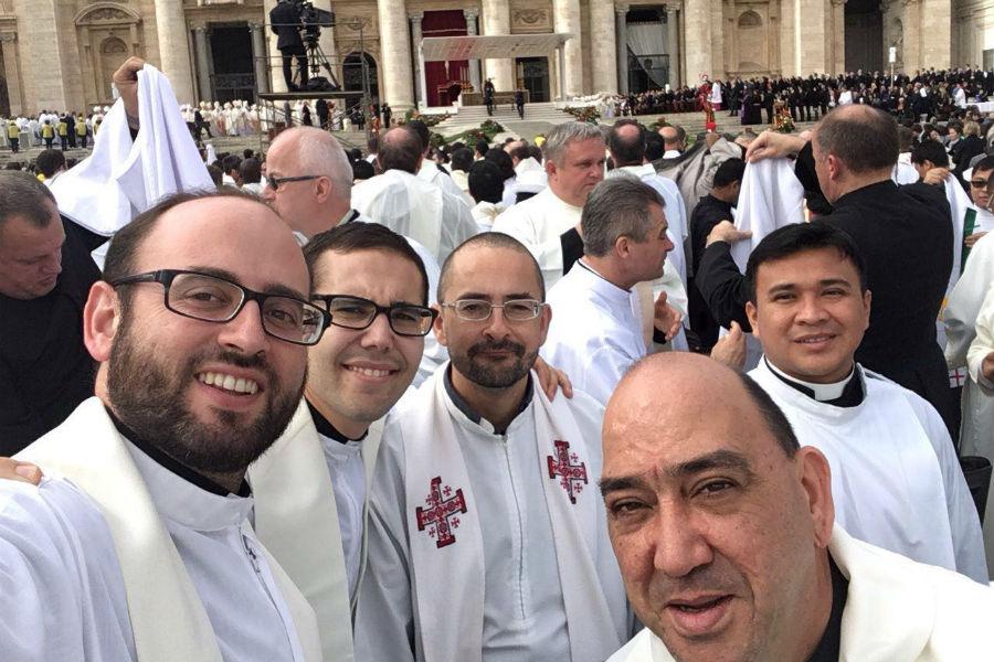 Sacerdotes malagueños en la clausura del Año de la Misericordia