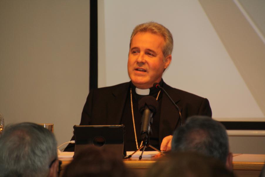 Conferencia de Mons. Iceta, Obispo de Bilbao, en el ciclo sobre "Amoris laetitia"