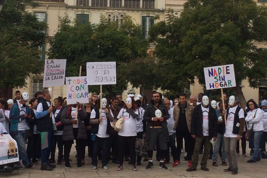 Flashmob en la Plaza de la Merced con motivo del Día de las Personas Sin Hogar 