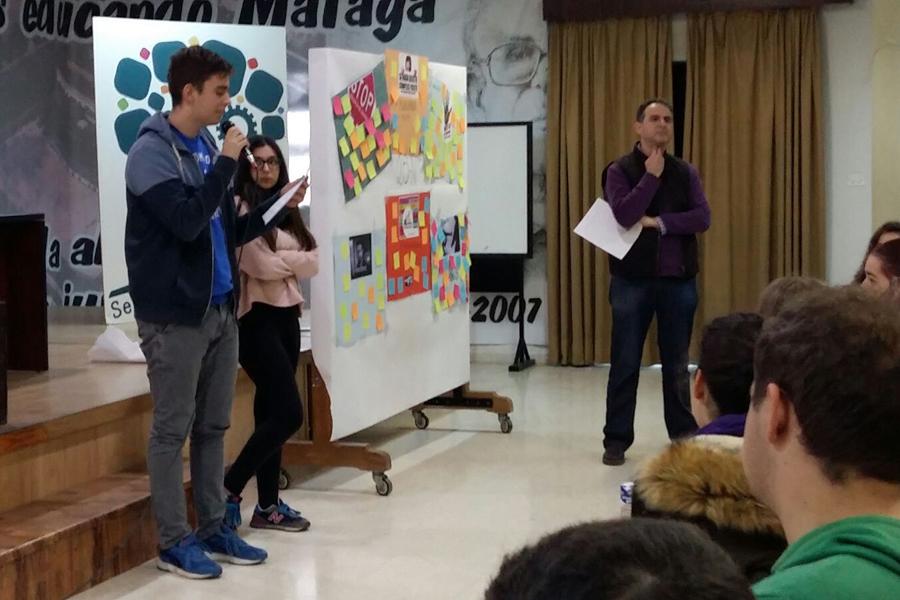 Alumnos de San José contra la violencia hacia la mujer