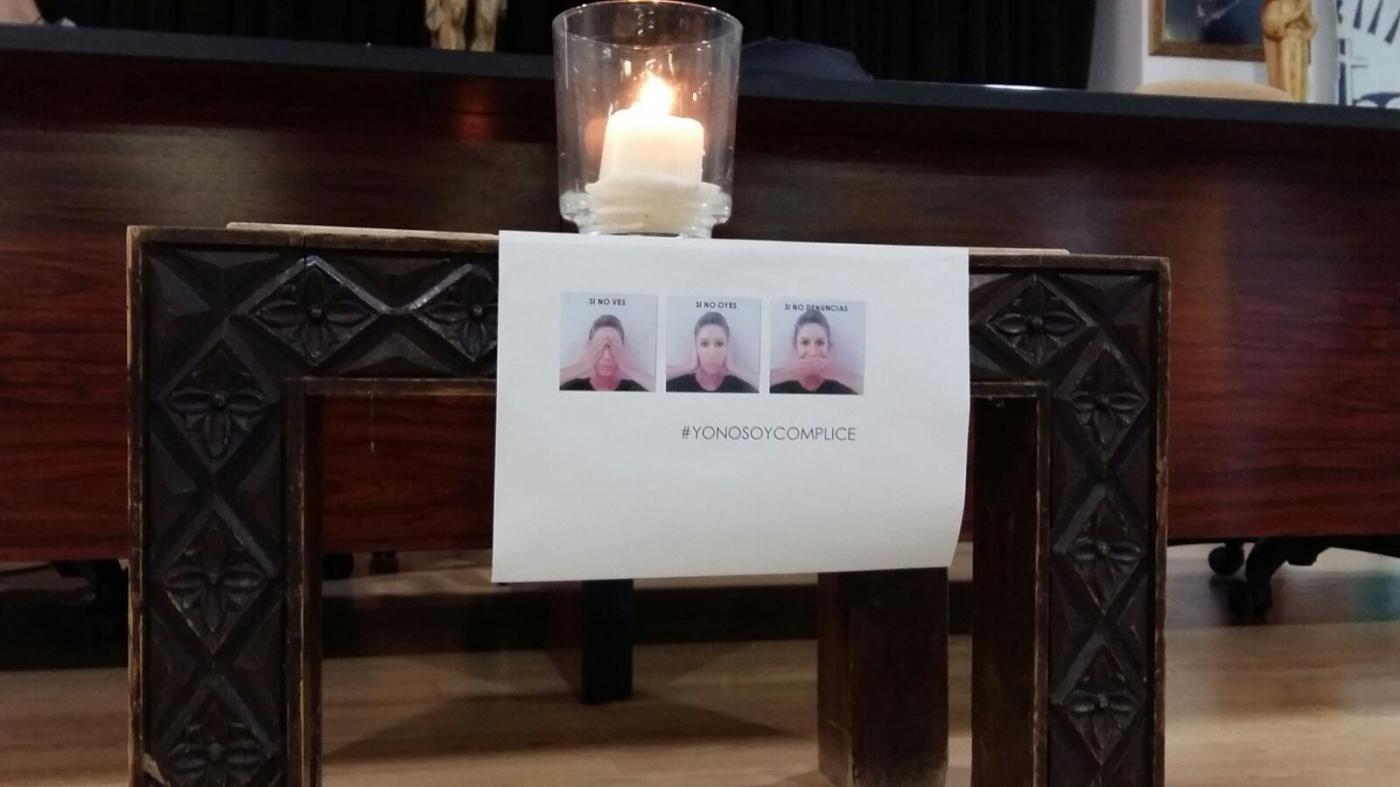 Alumnos de San José contra la violencia hacia la mujer