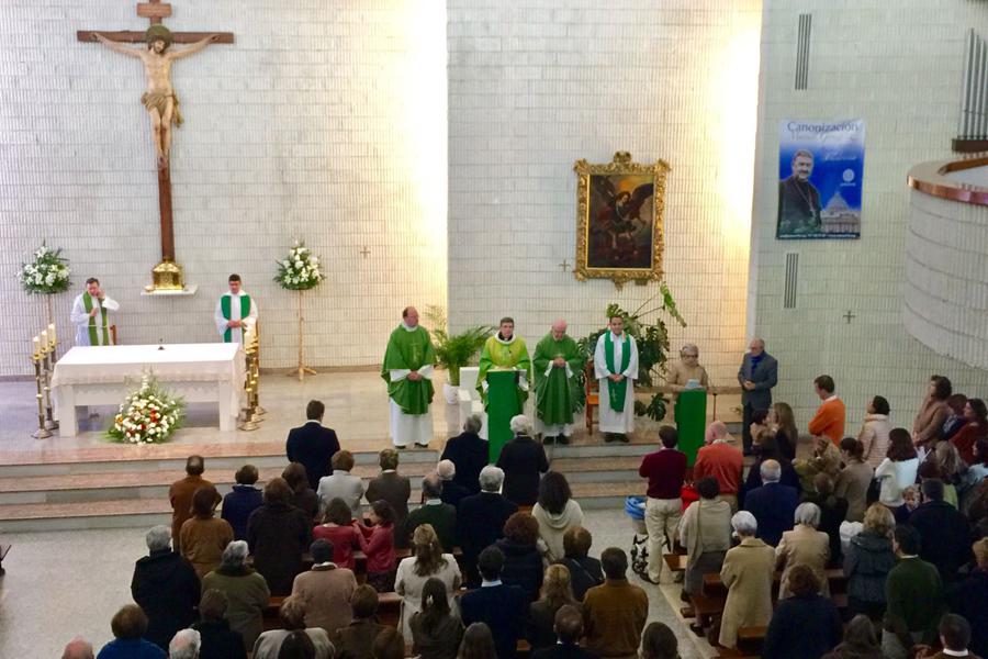 Toma de posesión del sacerdote Guillermo Tejero como administrador parroquial de San Miguel, en Málaga