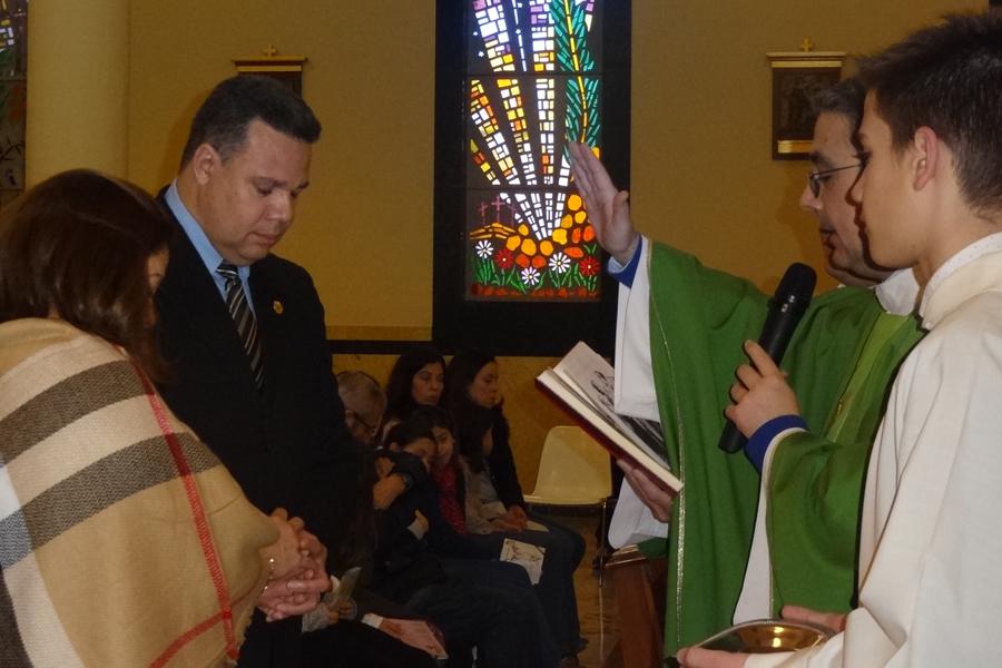Bodas de plata en la parroquia Santa María de la Amargura // E. CARO