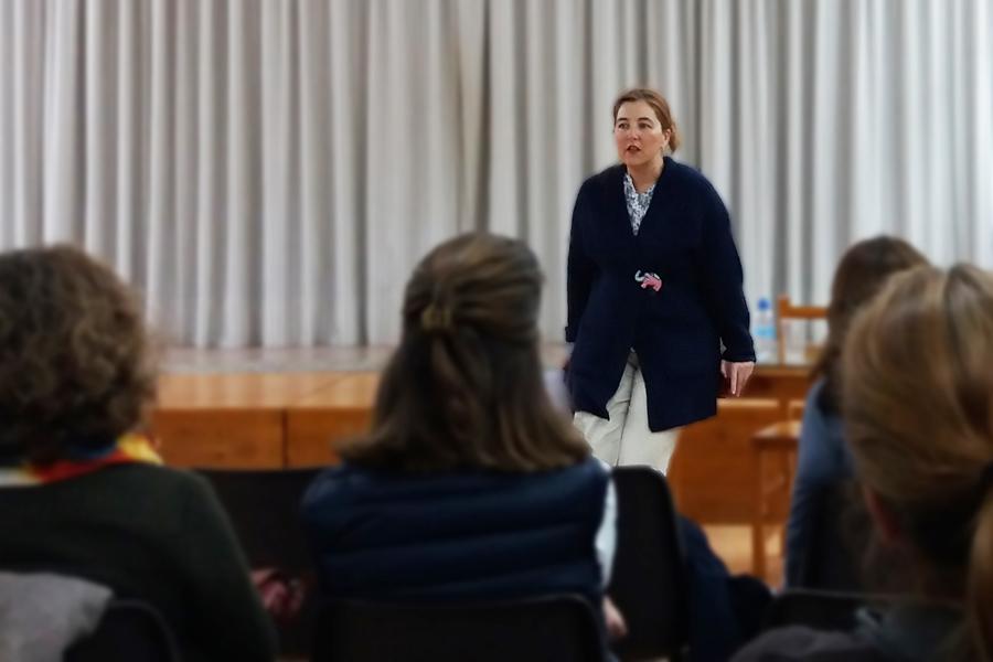 Berta González de Vega: «Enseñemos a nuestros hijos a soñar de otro modo»