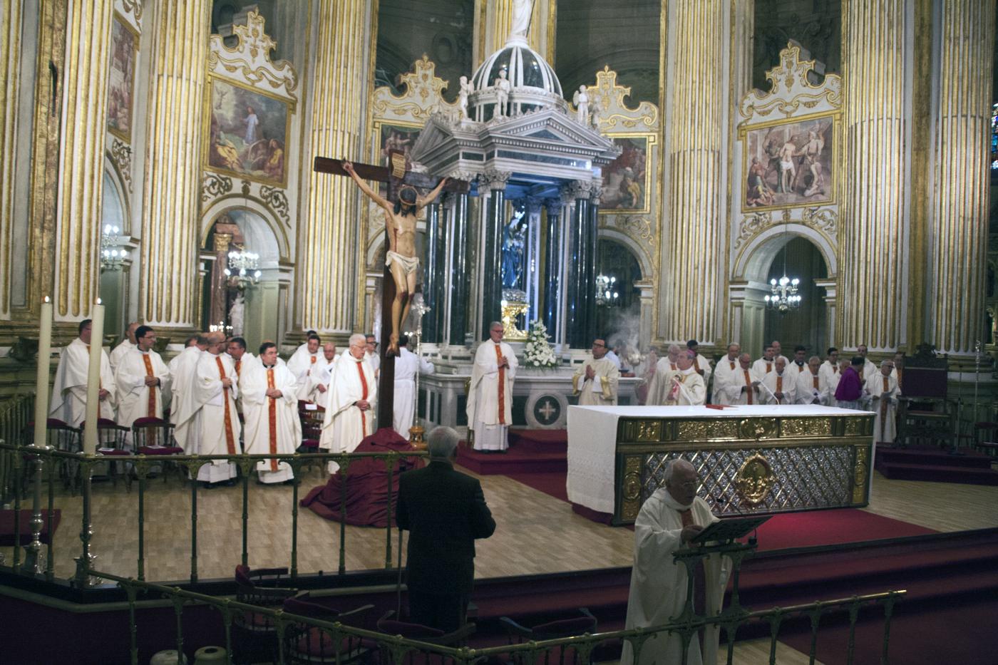 Misa Crismal en el Miércoles Santo de 2017 en la Catedral de Málaga