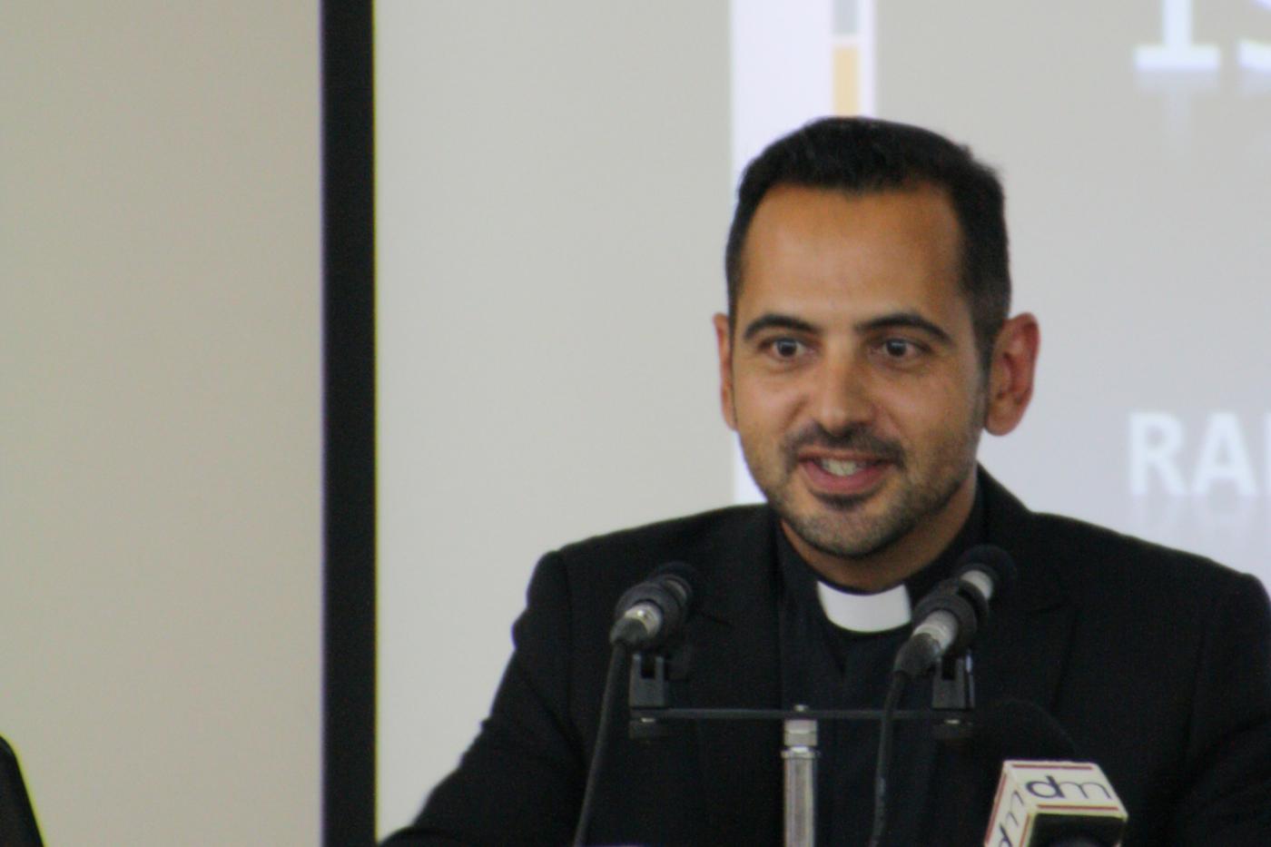 Conferencia del sacerdote y profesor Rafael Vázquez en el ciclo "Islam y cristianismo" // E. LLAMAS