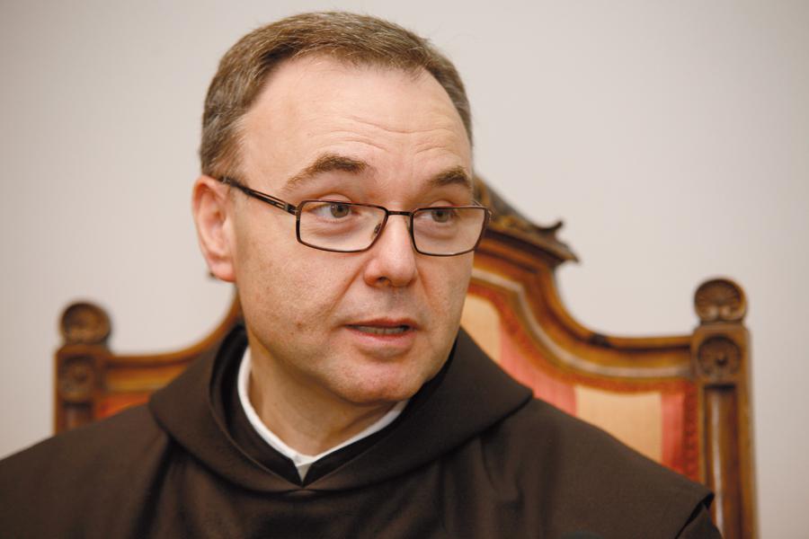 «La vida contemplativa, como María, es el corazón»