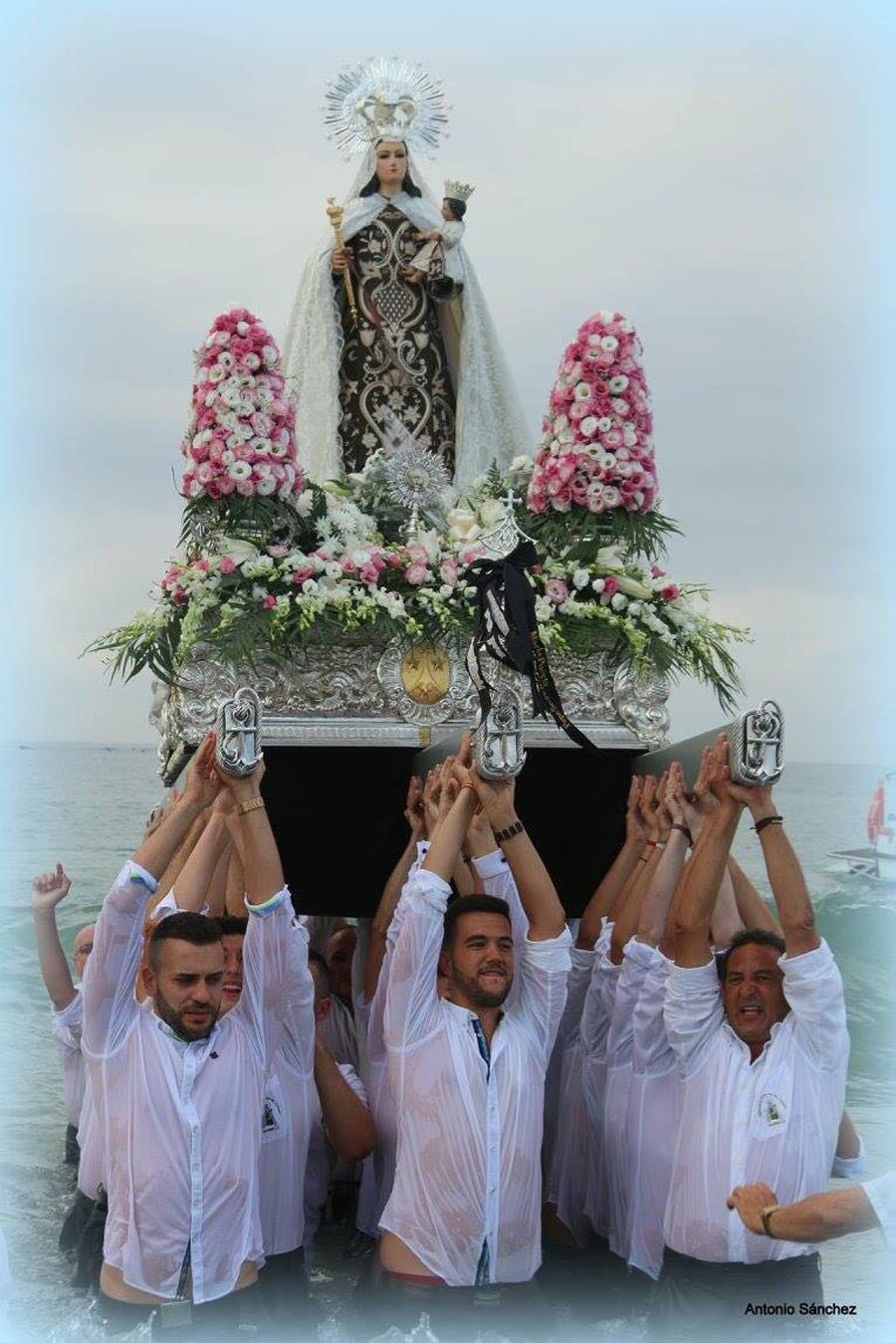 Marbella celebra la fiesta de la Virgen del Carmen // A. SÁNCHEZ