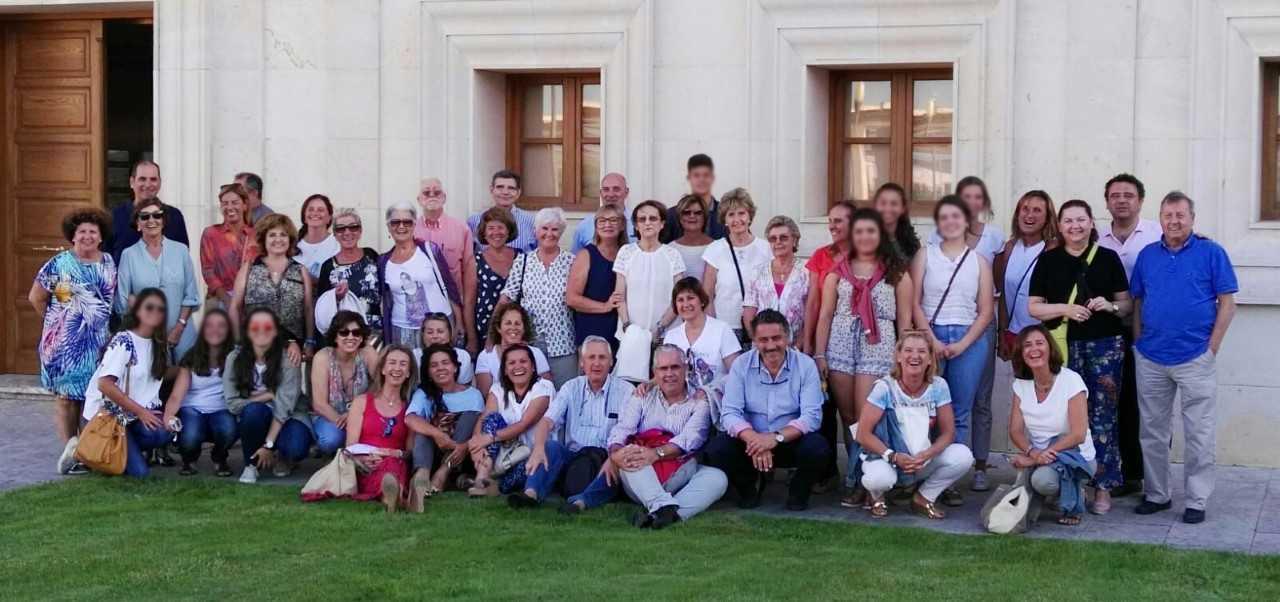 Grupo de peregrinos a Compostela de la parroquia del Corpus Christi en Málaga capital