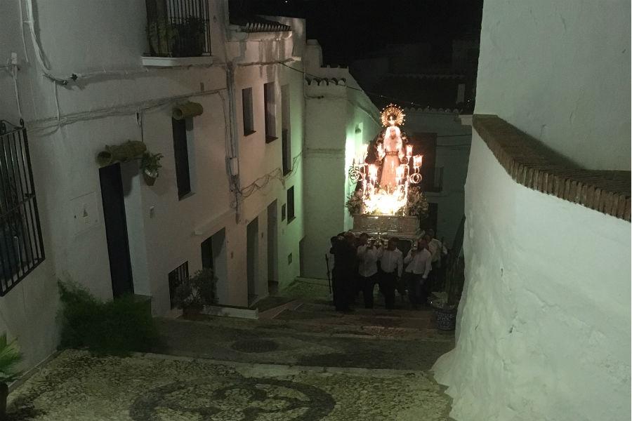  Rosario de la aurora por las calles de Frigiliana