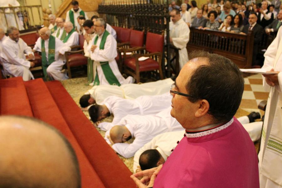 Ordenación de diáconos en la Catedral de Málaga //S.BREMERMANN