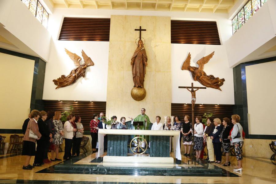 Un grupo de formación de adultos de la parroquia de Santa María de la Amargura celebra su 25 aniversario // N. CARO