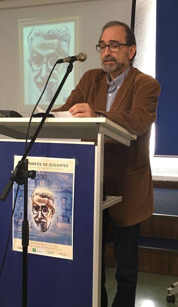 D. Juan C. del Corral durante el acto de homenaje al Dr. Gálvez. FOTO: TERESA JIMÉNEZ