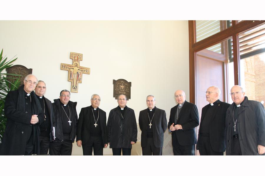 Obispos del Sur de España en la Casa Diocesana // E. LLAMAS