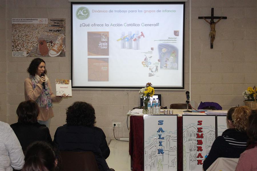 Sesión inaugural de la "Escuela de Acompañantes" puesta en marcha por Acción Católica Málaga // C. VERA