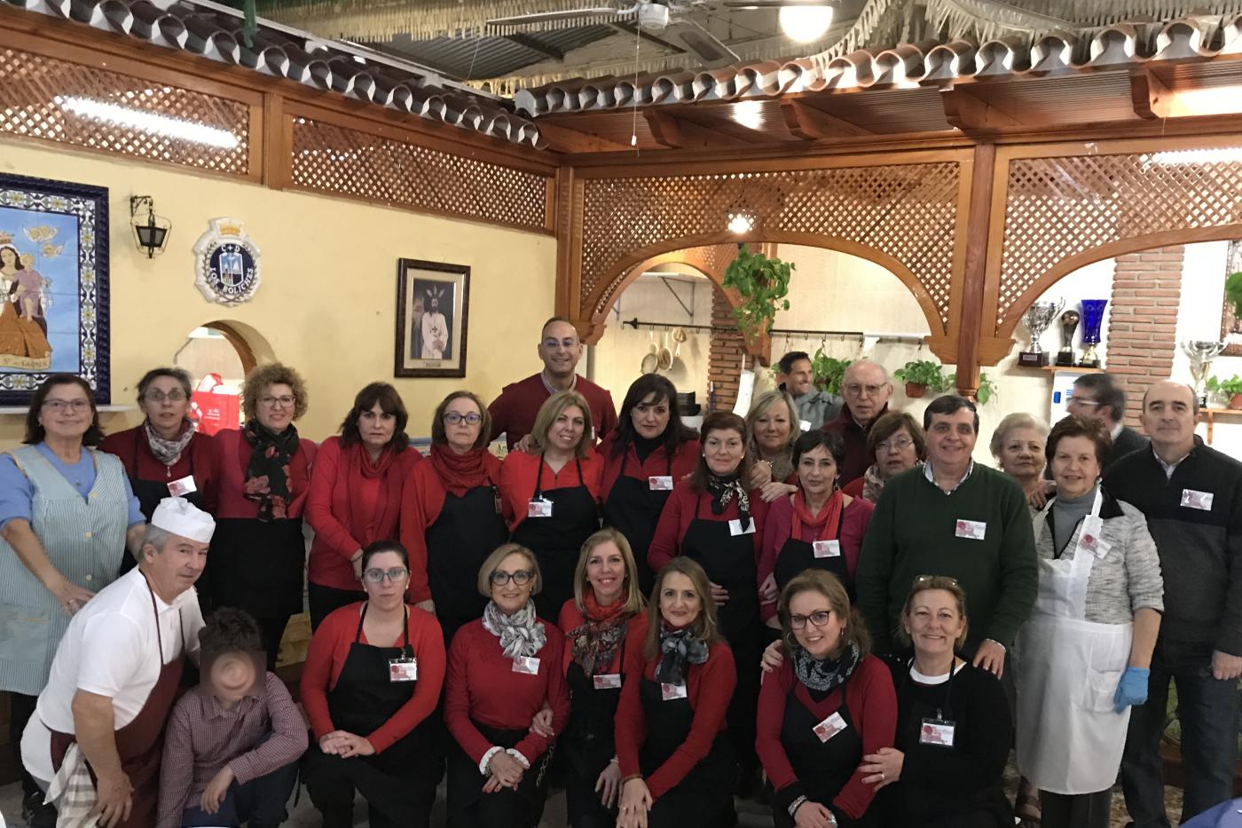 Los Boliches celebra su tradicional paella a beneficio de Cáritas